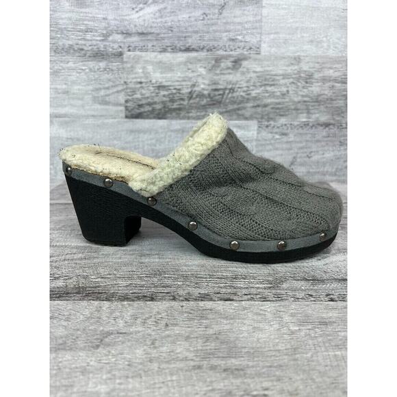 Unionbay Christy Womens Size 8M Gray Knit Faux Fur Lined Heeled Clogs - Picture 7 of 8